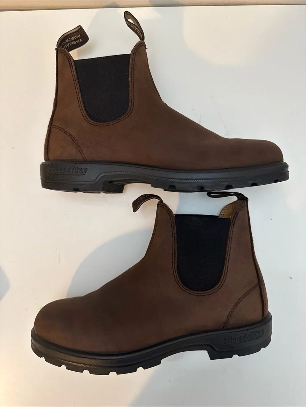 Blundstone chelsea boot